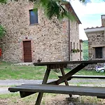 Podere Santa Benedetta 公寓