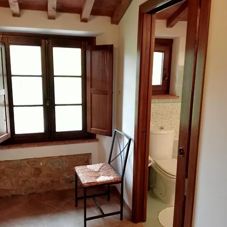 Podere Santa Benedetta Apartman Ribolla