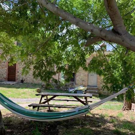 Podere Santa Benedetta Apartman
